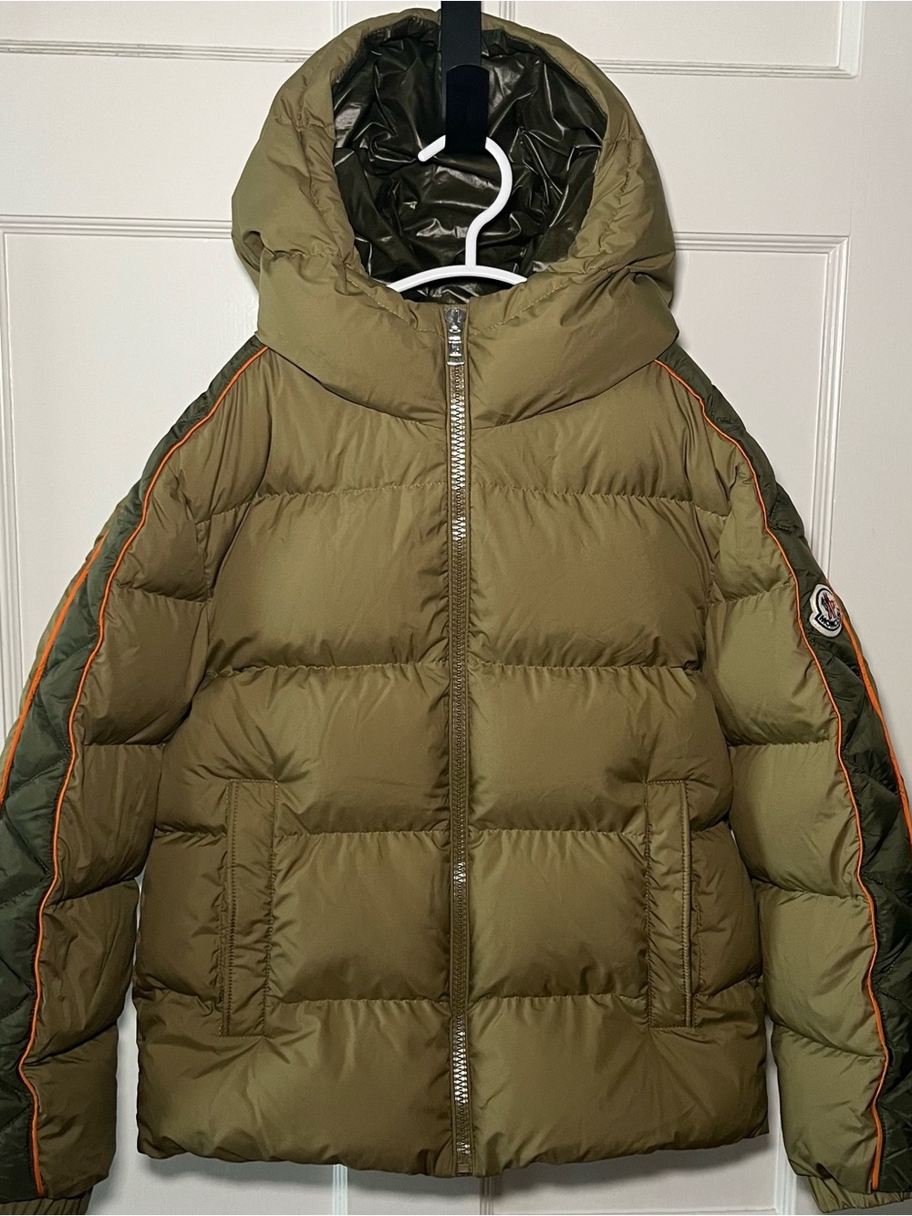 Moncler Benton Hooded Down Puffer Jacket Olive Green Boys 10A